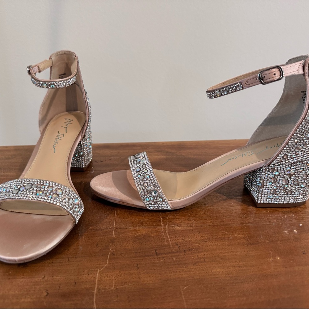 Betsy Johnson Blue sparkle heel sandals wide width